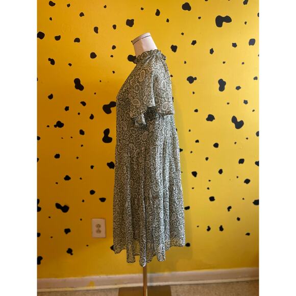 Green Boho Floral Midi Dress | Smocked Neck | Relaxed Fit Cottagecore - Picture 6 of 7